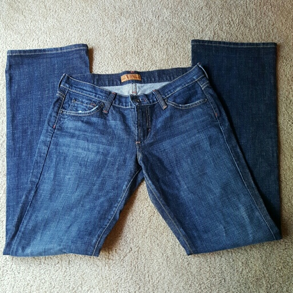 Gently worn James jeans boot cut - Picture 2 of 4