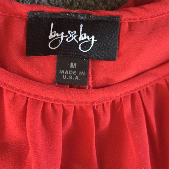 Red blouse with bow back detail - Picture 2 of 2