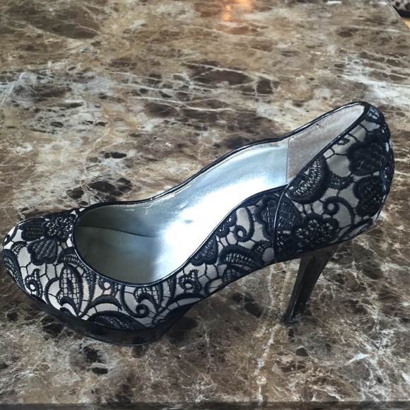Guess heels