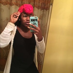 Meet your Posher, Nyla