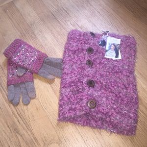 NWT button neck wrap with gloves