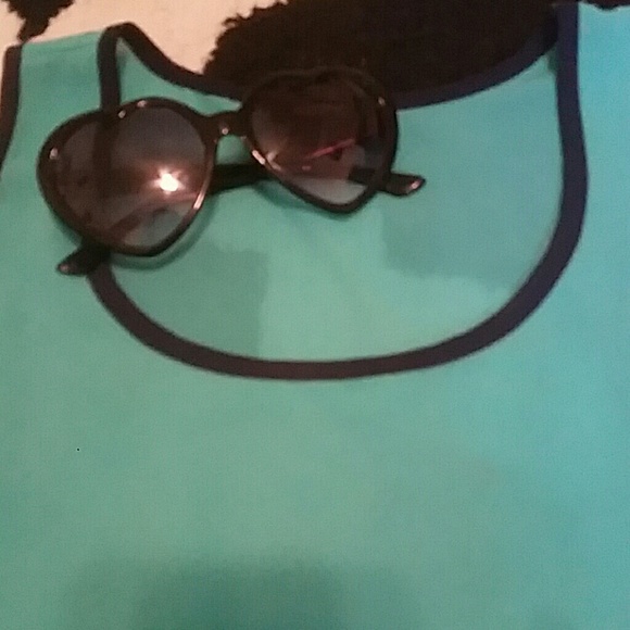 Aztec Top - Picture 3 of 3