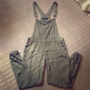 Hunter Green Fashion Overalls Size L (8-12)