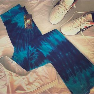 🎉HP🎉 Blue Black Tie Dyed Yoga Pant