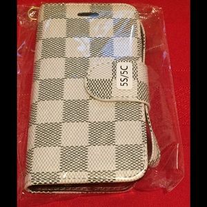 iPhone 5/5s wallet case with screen protector.