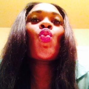 Meet your Posher, Jasmine