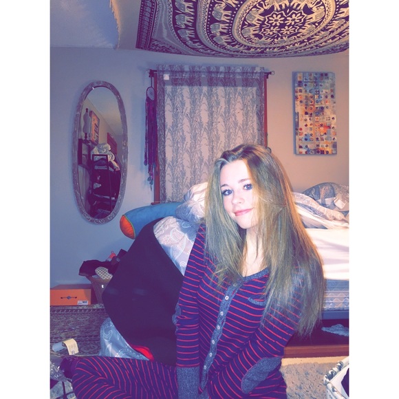 the onesie in this pic!