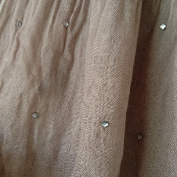 Jennifer Lopez Bejeweled Scarf - Picture 2 of 4