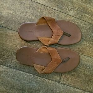 Men's brown leather flip flop