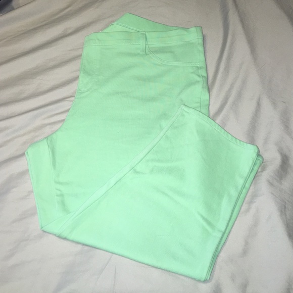 Mint Green Capri Jeggings