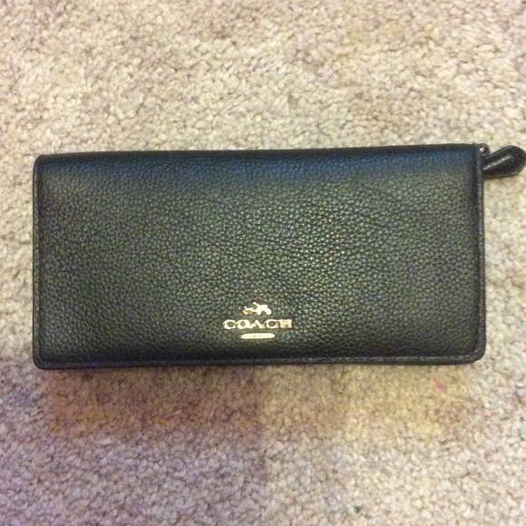 More pictures of black Coach wallet