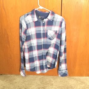 American Eagle long sleeve plaid shirt