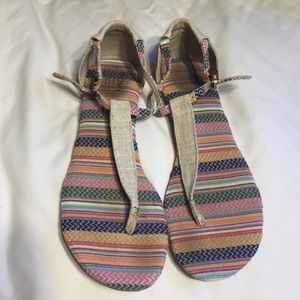 tribal print tom sandals