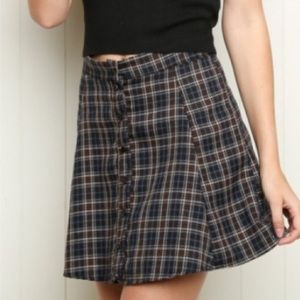 brandy melville plaid skirt