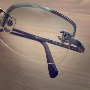 Crystal CHANEL sunglasses.