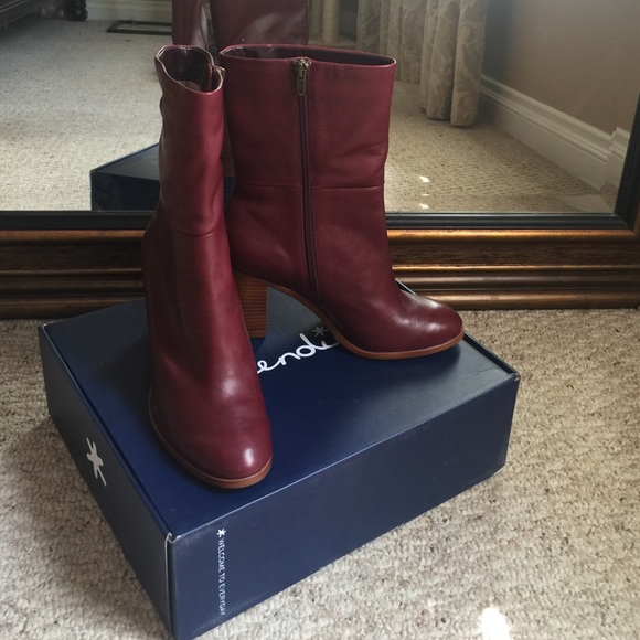 Splendid Cranberry Danville Boots