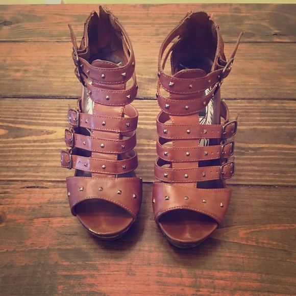 Wedges size 7
