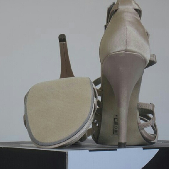 Michael  Antonio  stiletto evening heels - Picture 3 of 3