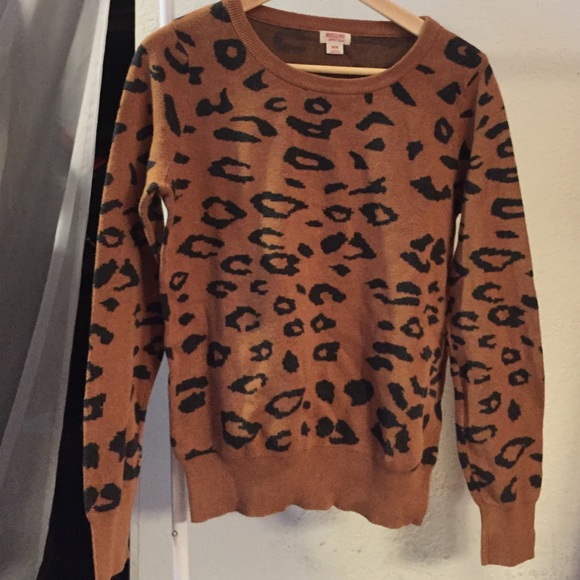 Mossimo Cheetah Print Sweater - NEVER WORN