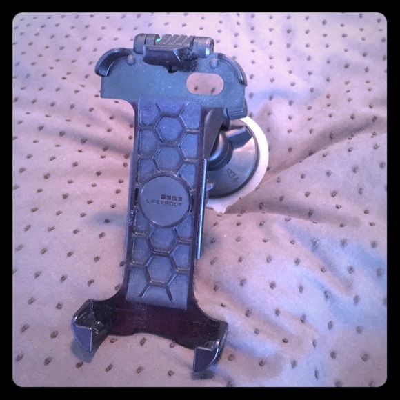 Lifeproof iphone5 Car Mount