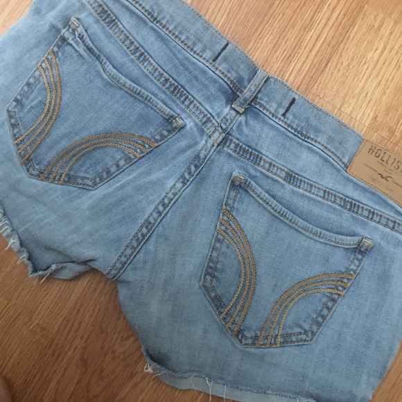 Hollister shorts - Picture 2 of 2