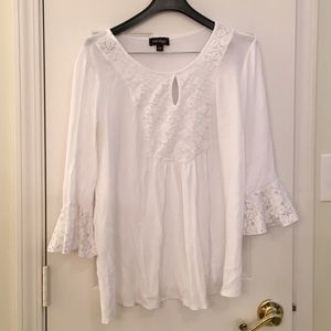 🐣Easter White blouse with flair sleeve