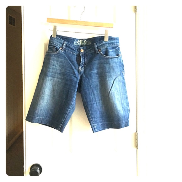 Size 30 soft denim shorts from Nordstrom - Picture 1 of 3