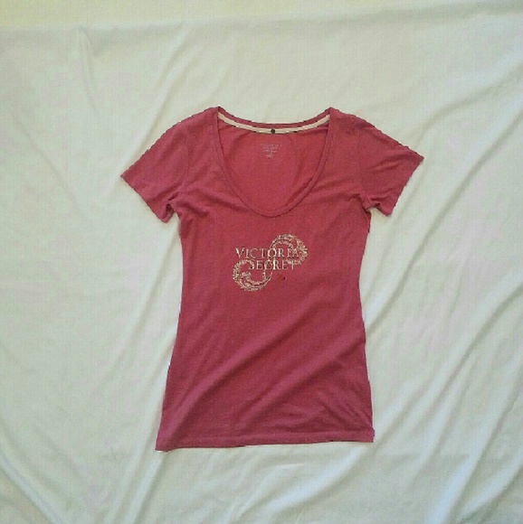 Victoria Secret's t-shirt