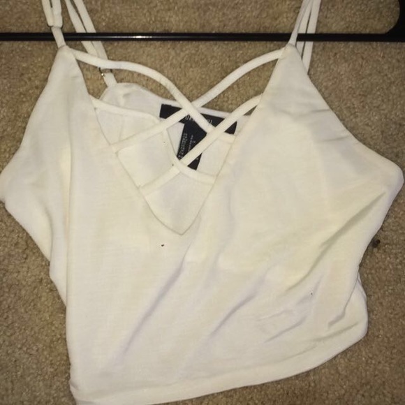 Crop top with chest straps - Picture 3 of 3