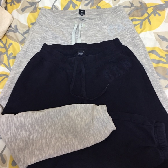 GAP sweatpants bundle