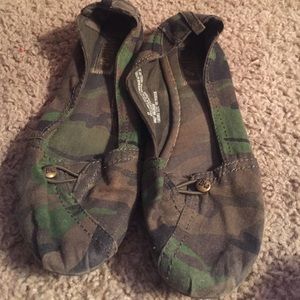Camo Flats