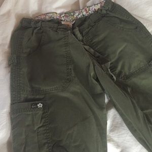 Scrub set KOI. Dark Olive green