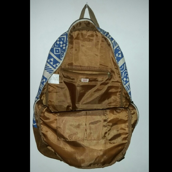 Blue/White Pattern Backpack - Picture 3 of 3