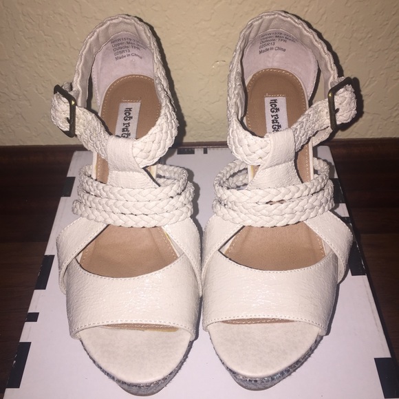 White wedges shoe