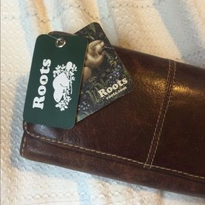 Leather Roots Accordion Wallet