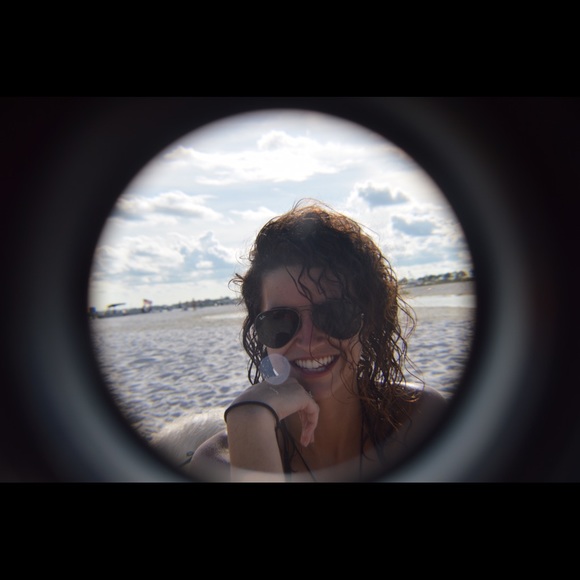 Meet your Posher, Alyssa - Picture 1 of 1