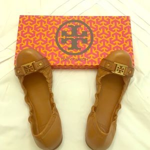 Tory Burch Ambrose Flat