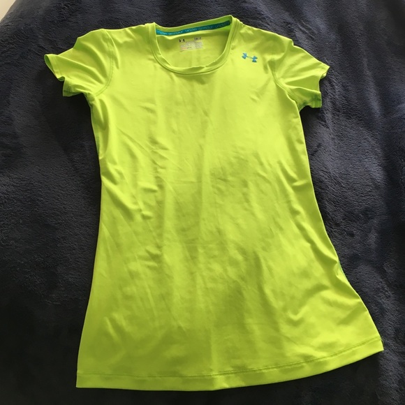 Under Armour fitted workout top