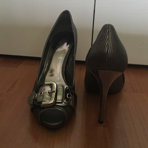 Guess heels