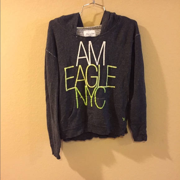 American Eagle sweatshirt
