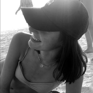 Meet your Posher, Elaina