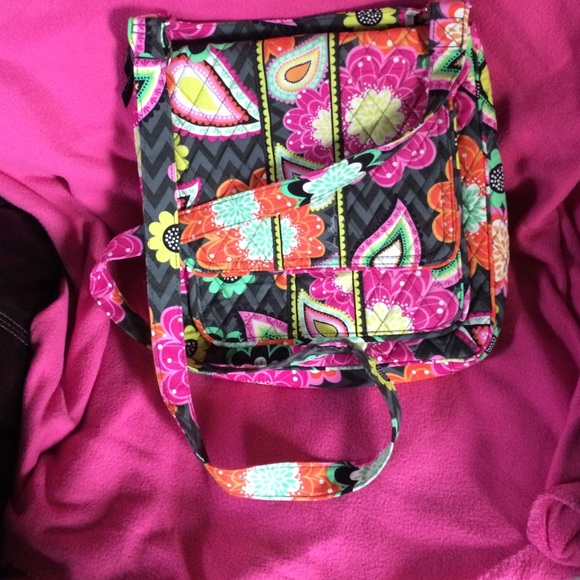 Vera Bradley Mailbag Crossbody bag Ziggy Zinnia