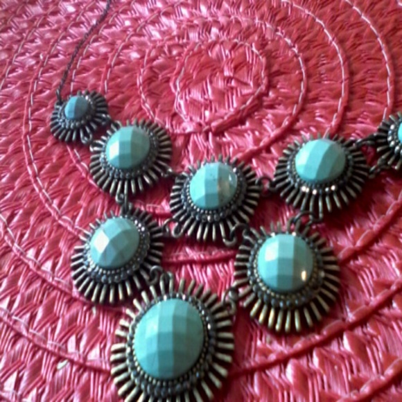 Statement Necklace - Picture 3 of 3