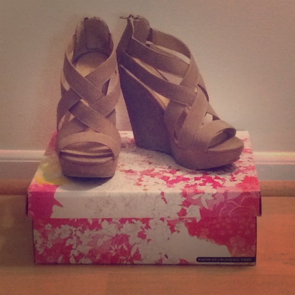 Chinese Laundry "Major Crush" wedges.