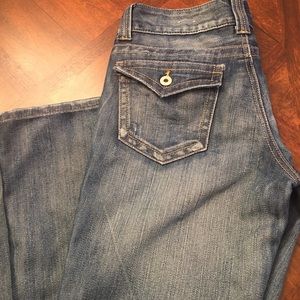 Guess jeans size 28