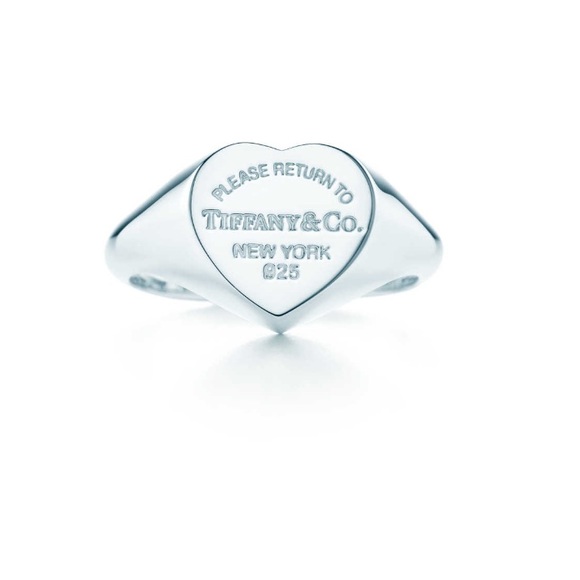 🚨sold🚨 Tiffany & co return to Tiffany heart ring