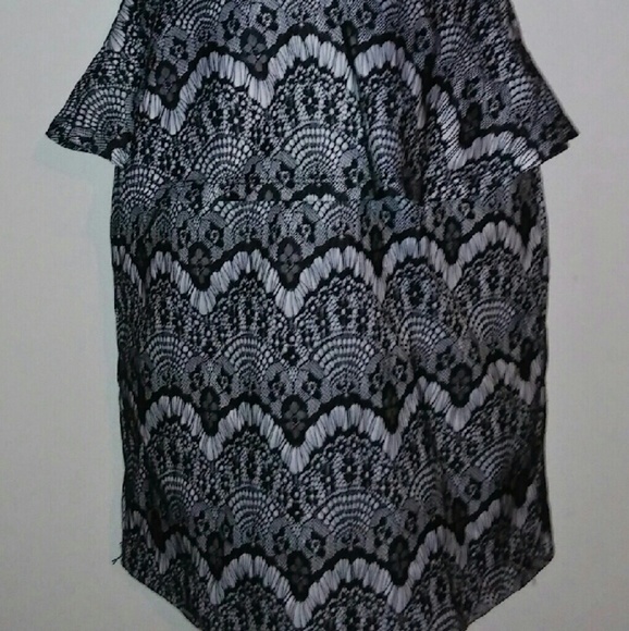 REDUCED 💁Love culture dress size Sml - Picture 2 of 4