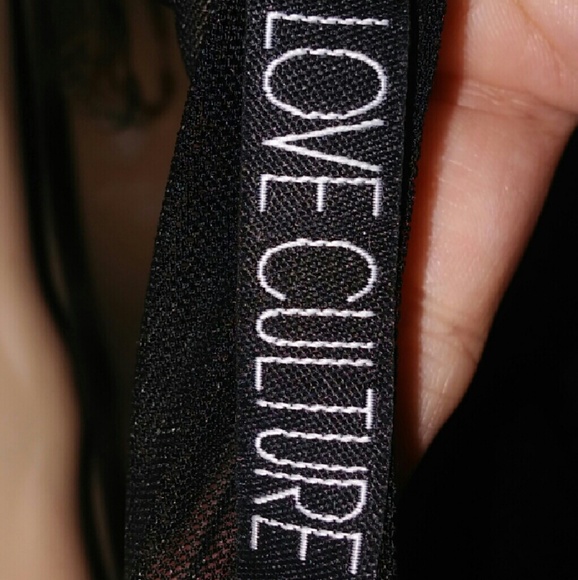 REDUCED 💁Love culture dress size Sml - Picture 4 of 4