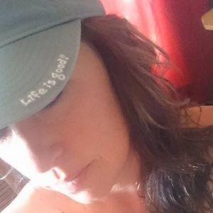 Meet your Posher, Becky