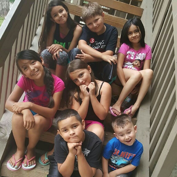 πΉMeet your Posher, Ritaπ AMBASSADORπ - Picture 2 of 5